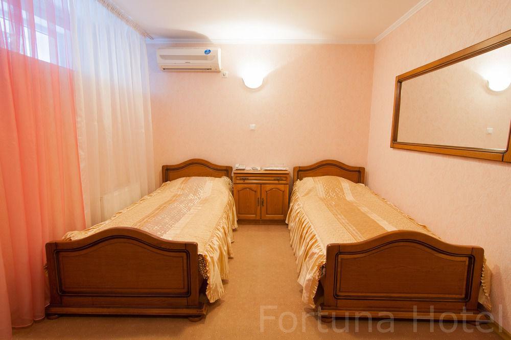 Fortuna Hotel تشيسيناو المظهر الخارجي الصورة