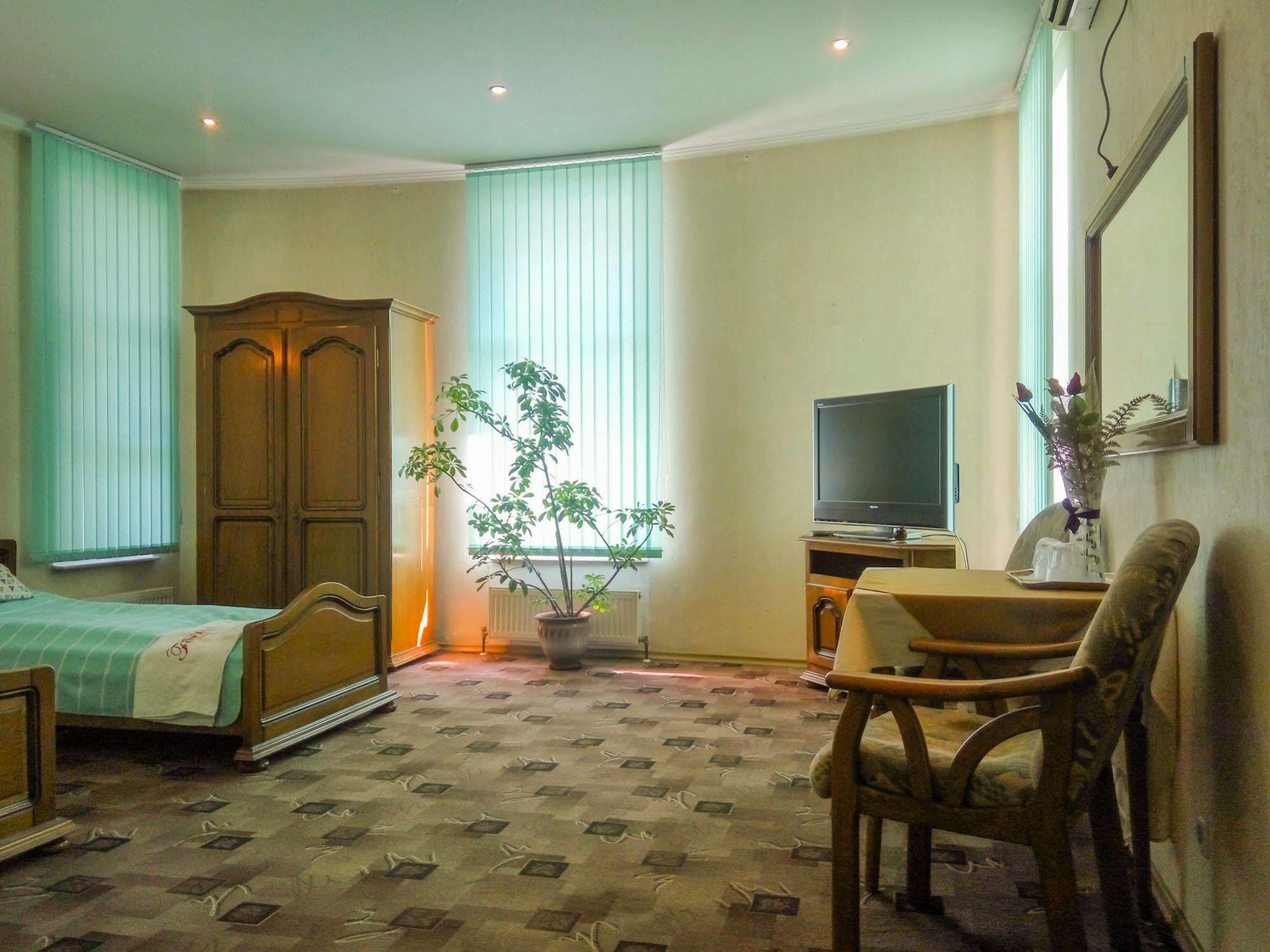 Fortuna Hotel تشيسيناو المظهر الخارجي الصورة