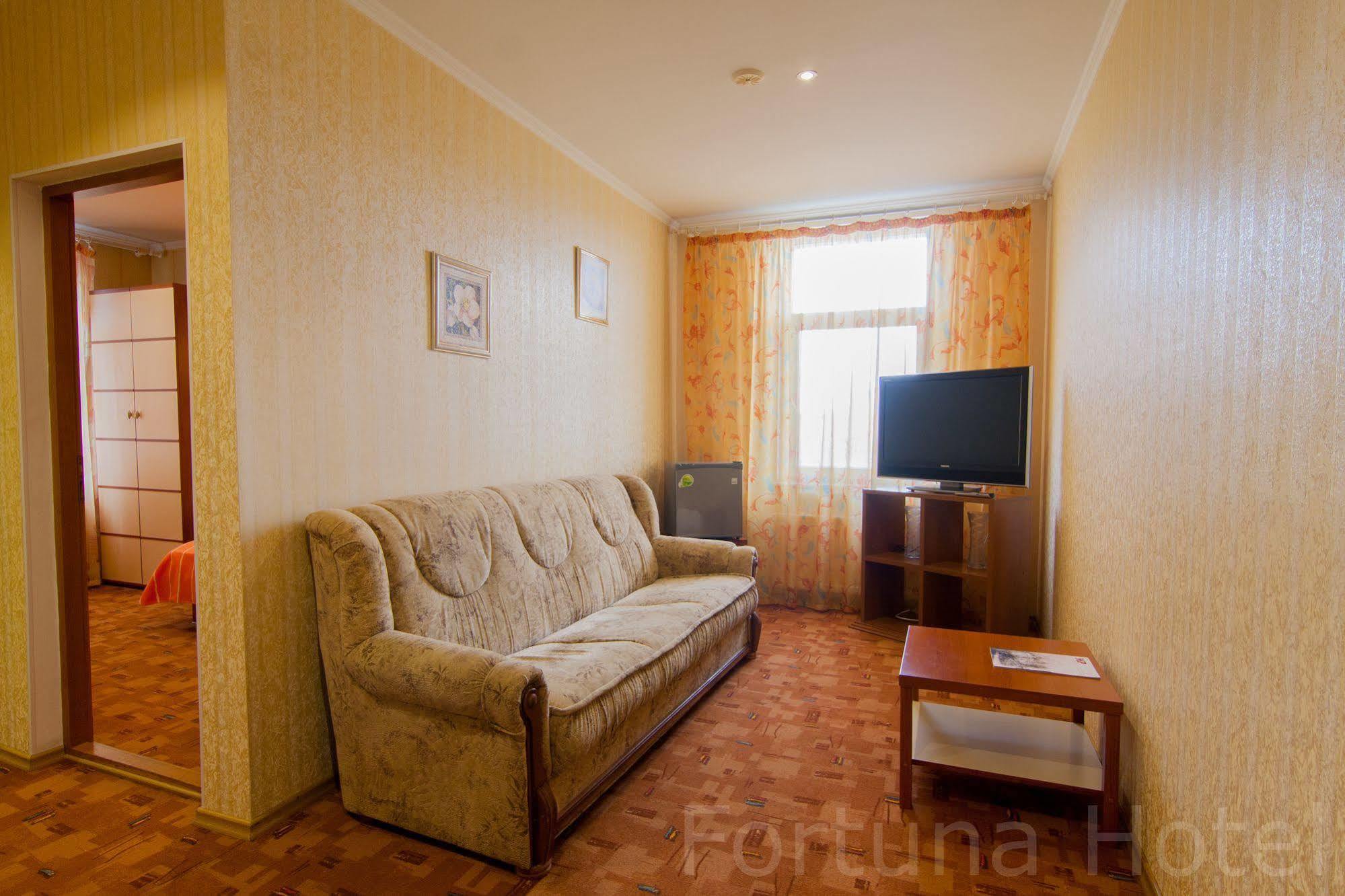 Fortuna Hotel تشيسيناو المظهر الخارجي الصورة
