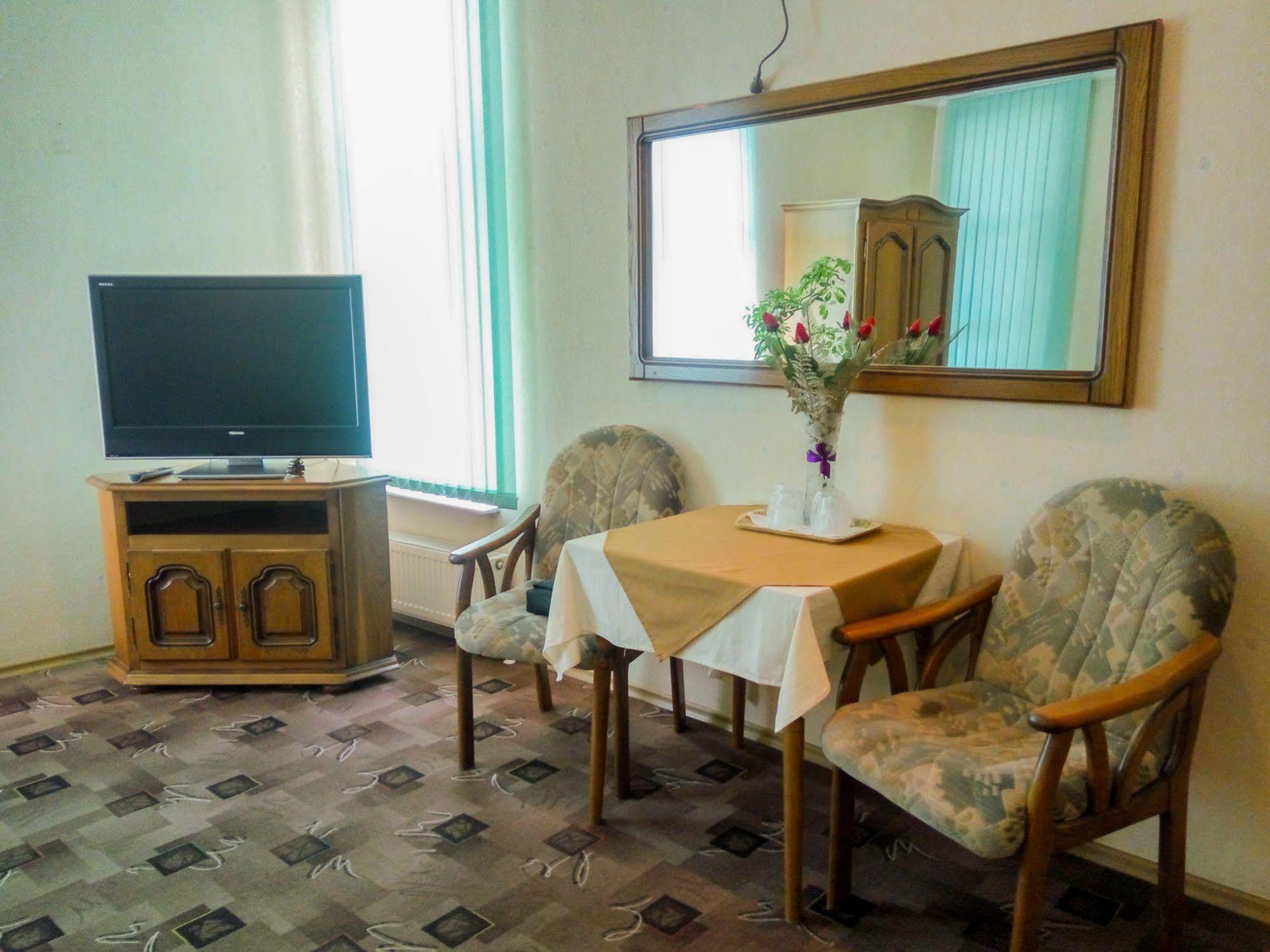 Fortuna Hotel تشيسيناو المظهر الخارجي الصورة