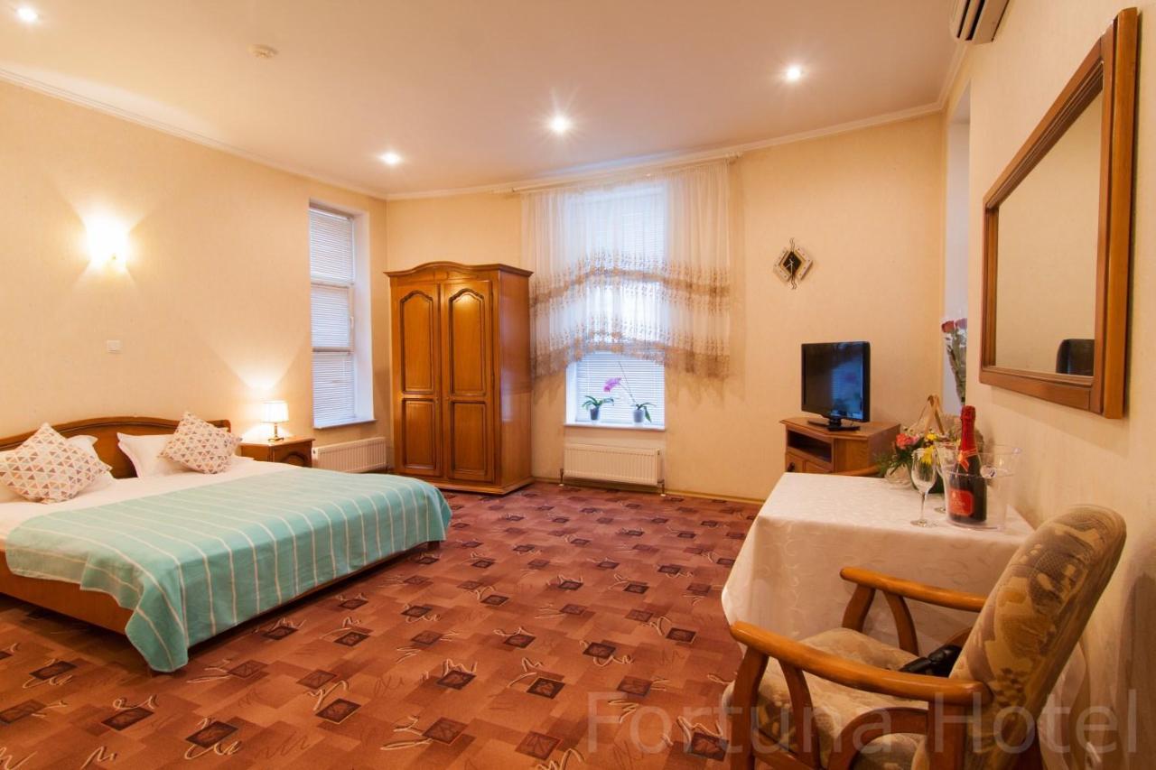 Fortuna Hotel تشيسيناو المظهر الخارجي الصورة